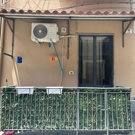 Bonahouse Apartamento Catânia Exterior foto